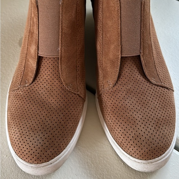 Like New! Paolo Linnea Suede Wedges - Picture 5 of 5